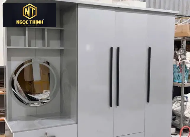 TỦ QUẦN ÁO KÈM BÀN MAKEUP GIÁ HỜI ĐỒNG NAI